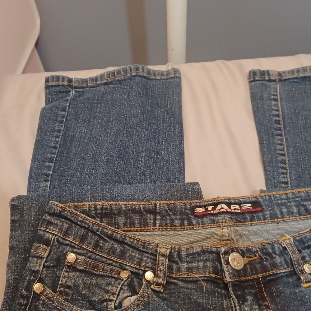 Jeans - Picture 2 of 3